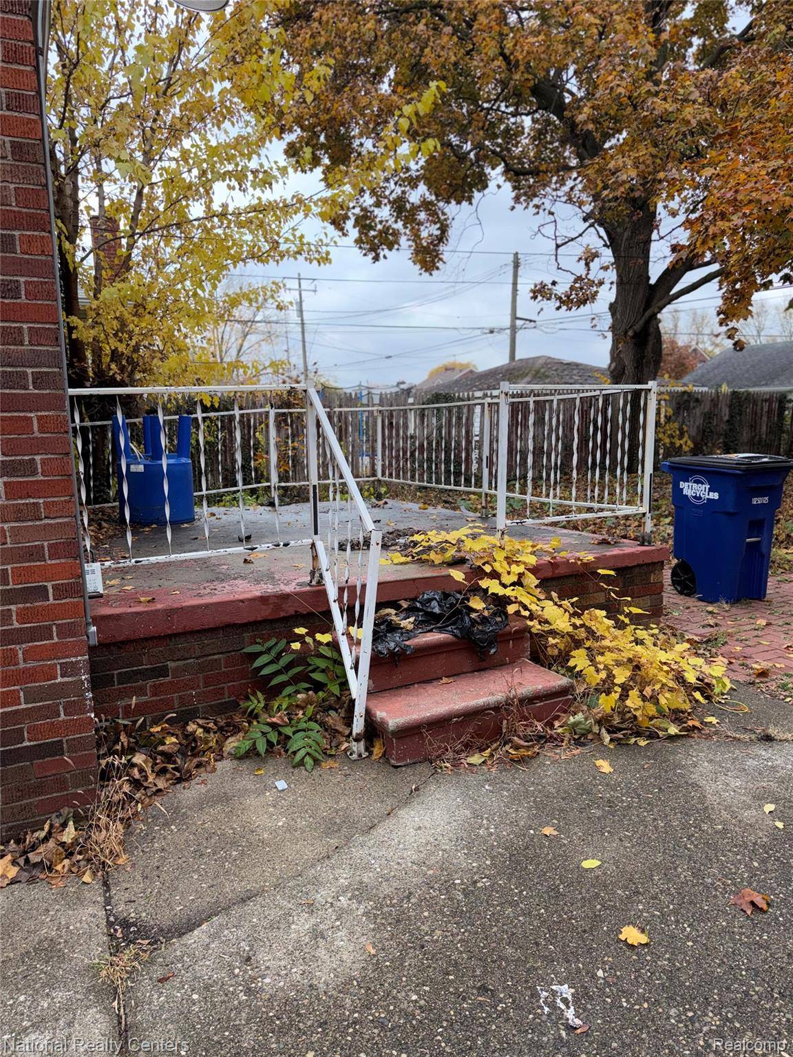 Detroit, MI 48205,13908 Edmore DR