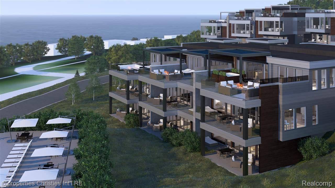 Petoskey, MI 49770,3575 Charlevoix AVE #6