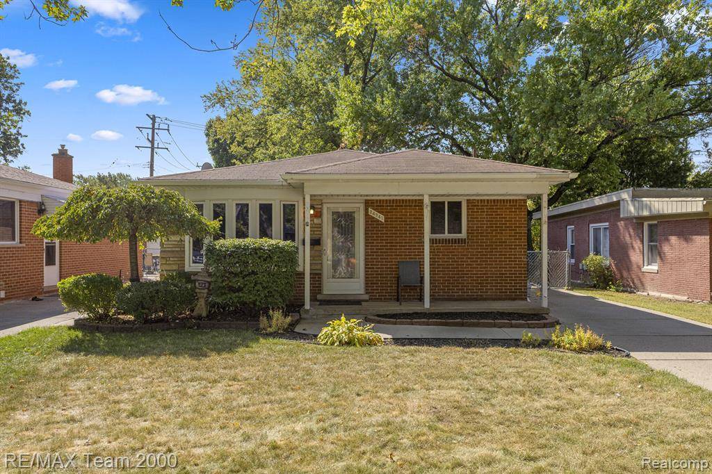 Dearborn Heights, MI 48127,24941 Rouge River DR