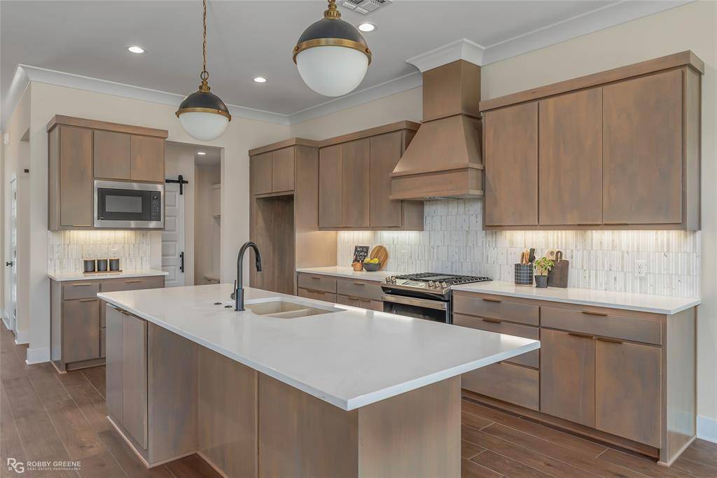 Bossier City, LA 71111,923 Chisolm Trail