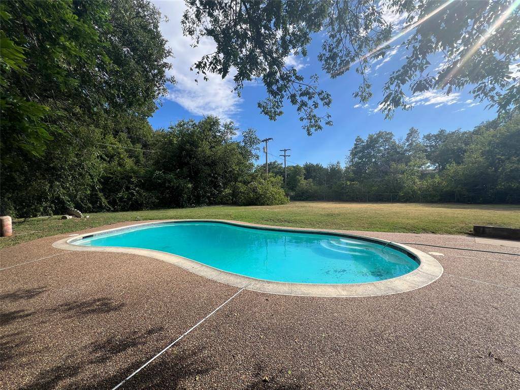 Weatherford, TX 76086,1431 Eastview Drive