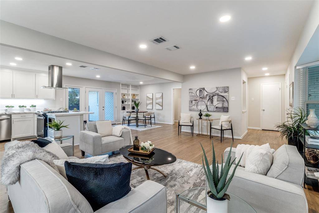 Dallas, TX 75238,10115 Lanshire Drive