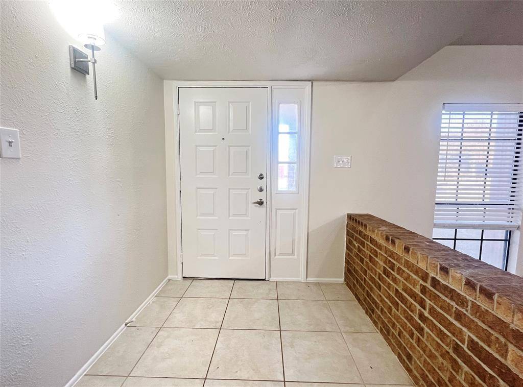 Allen, TX 75002,1304 Creekwood Court