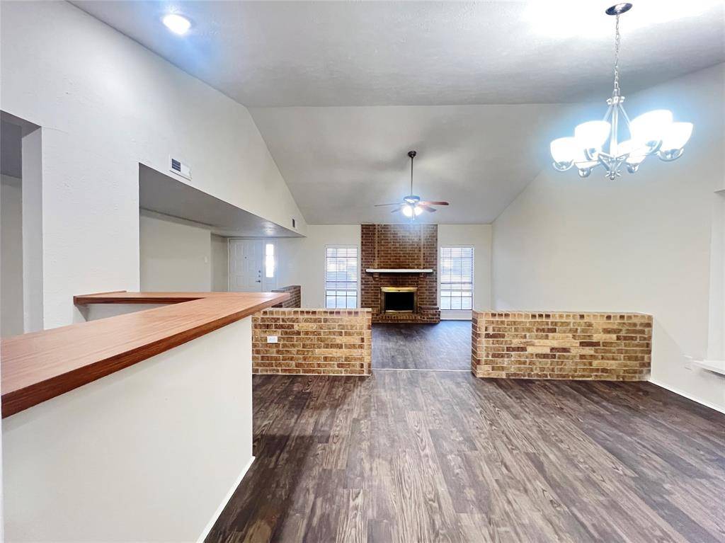 Allen, TX 75002,1304 Creekwood Court