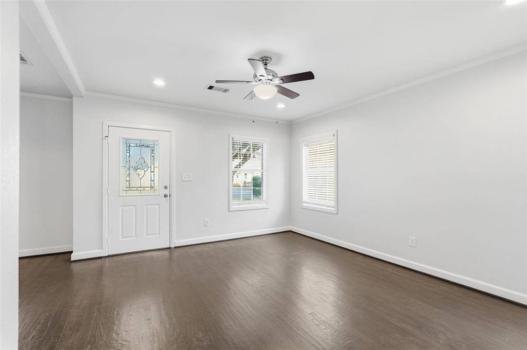 Dallas, TX 75227,6020 Overlook Drive