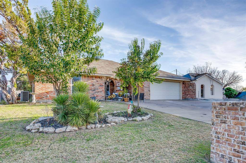 Fort Worth, TX 76135,5244 Hill Ridge Drive