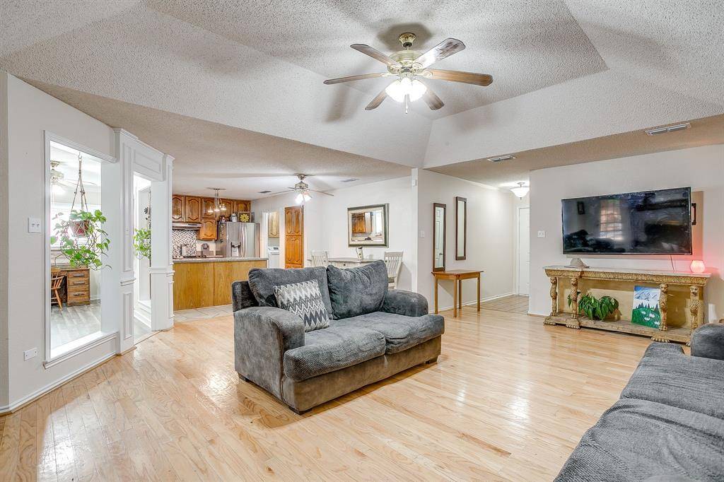 Fort Worth, TX 76135,5244 Hill Ridge Drive