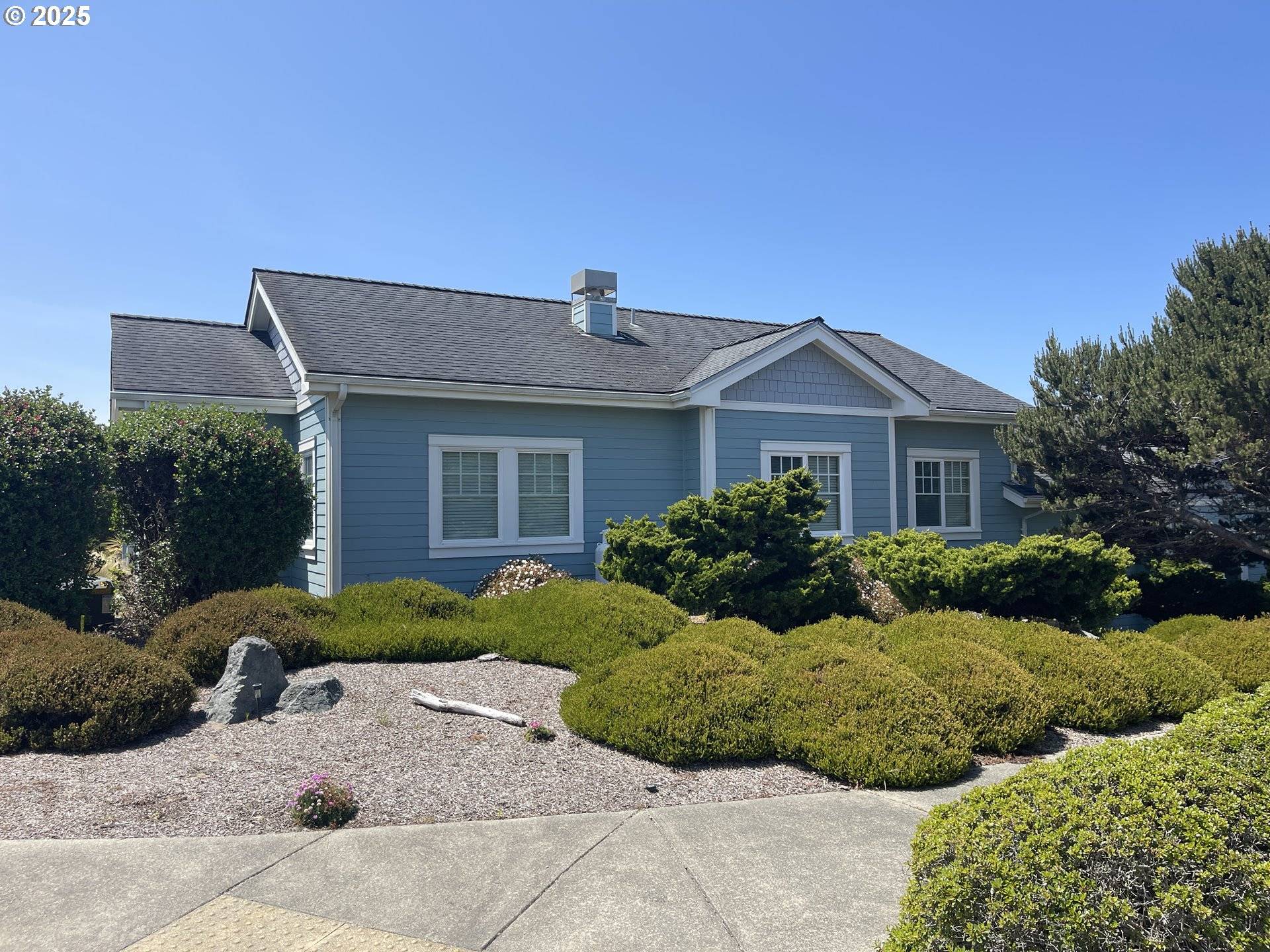Bandon, OR 97411,1312 VILLAGE LOOP