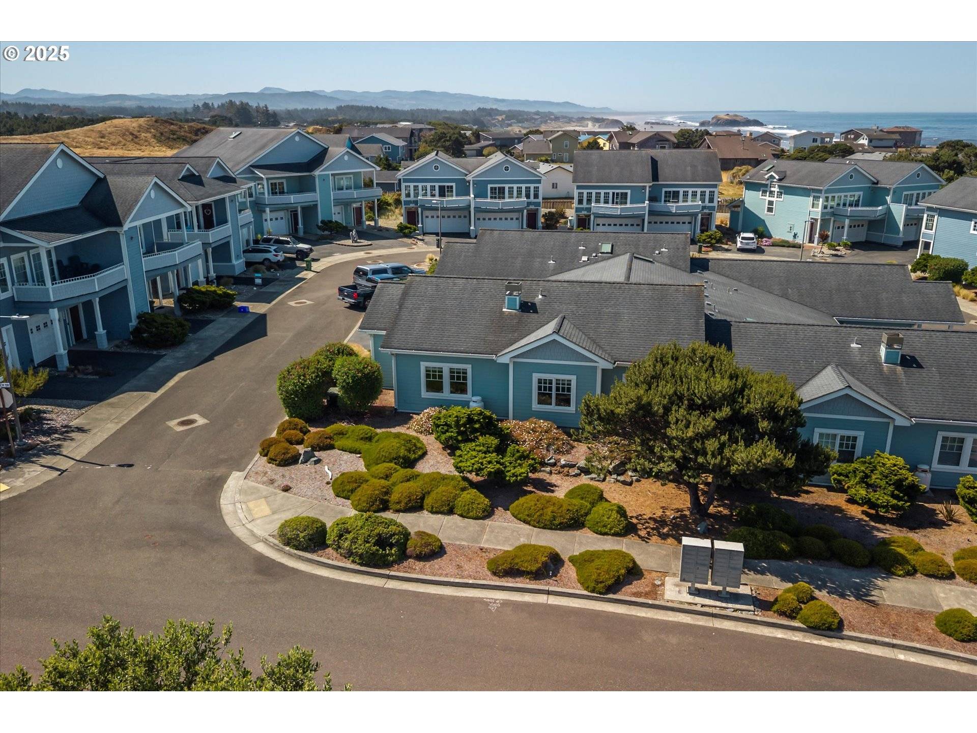 Bandon, OR 97411,1312 VILLAGE LOOP