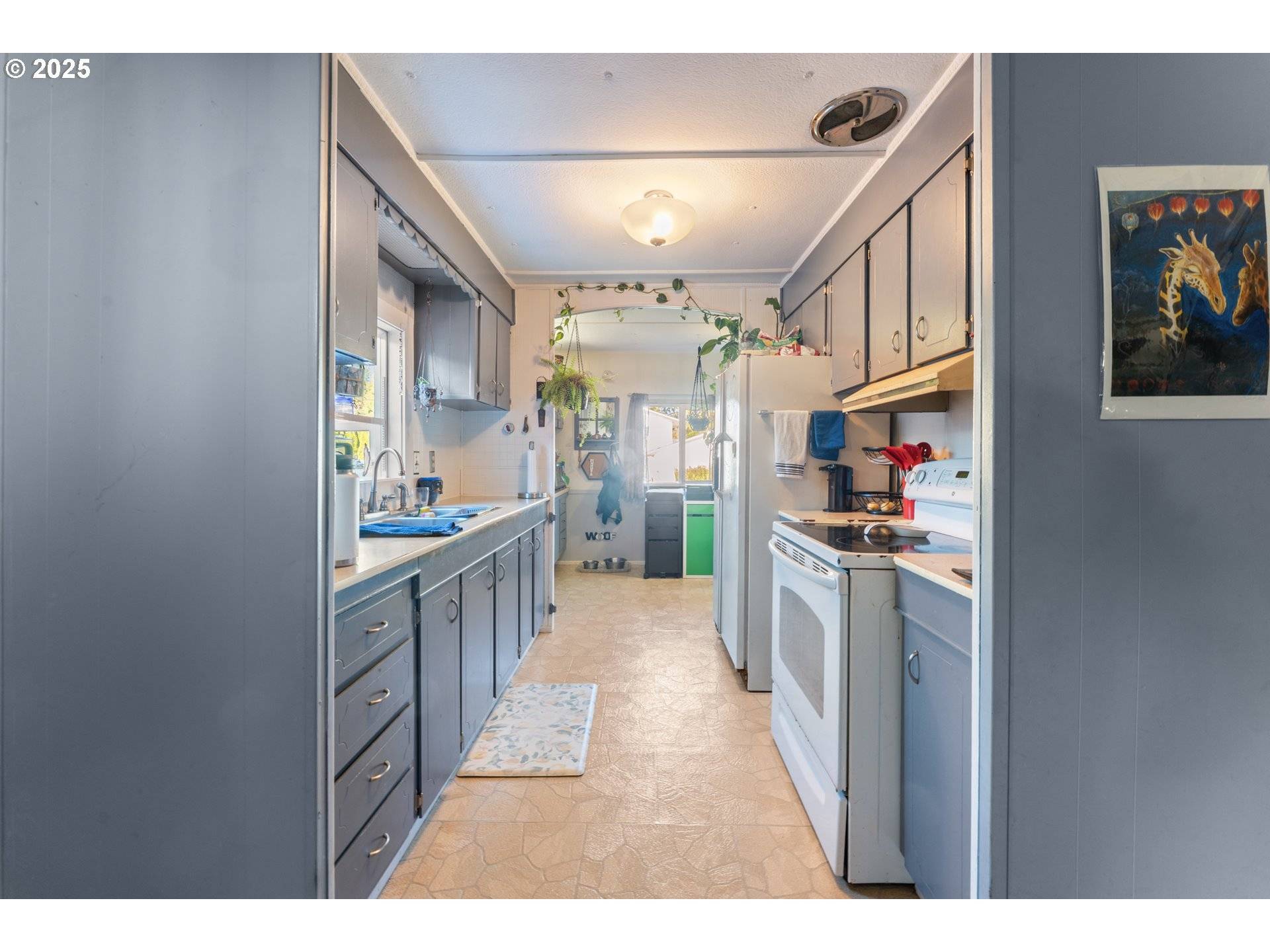 Coos Bay, OR 97420,1735 PENNSYLVANIA ST