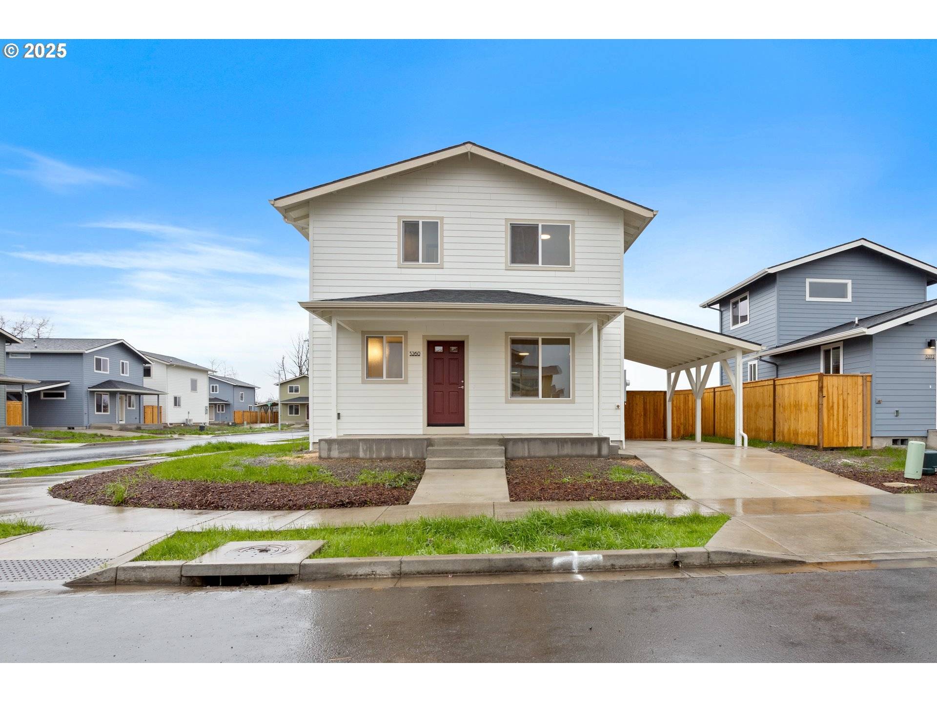 Eugene, OR 97402,670 ST CHARLES ST