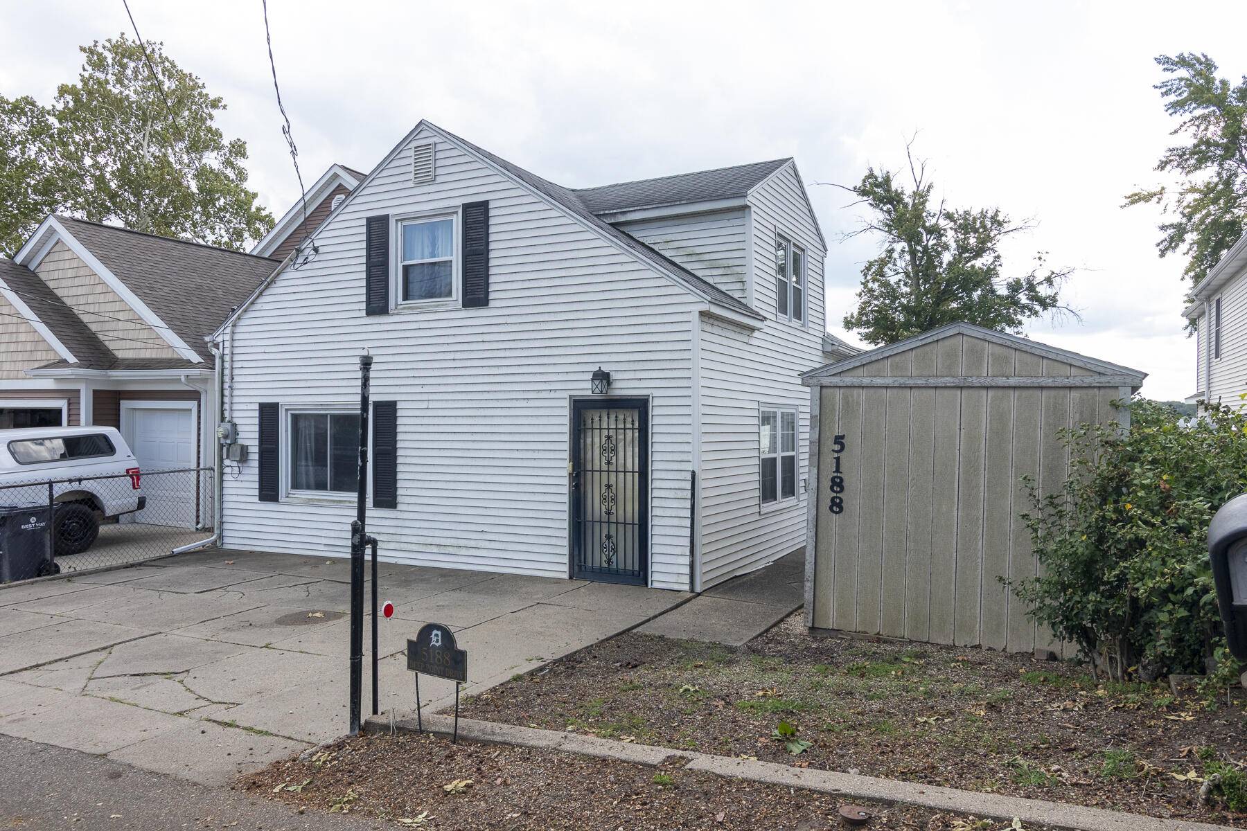 Portage, MI 49002,5188 Deep Point DR