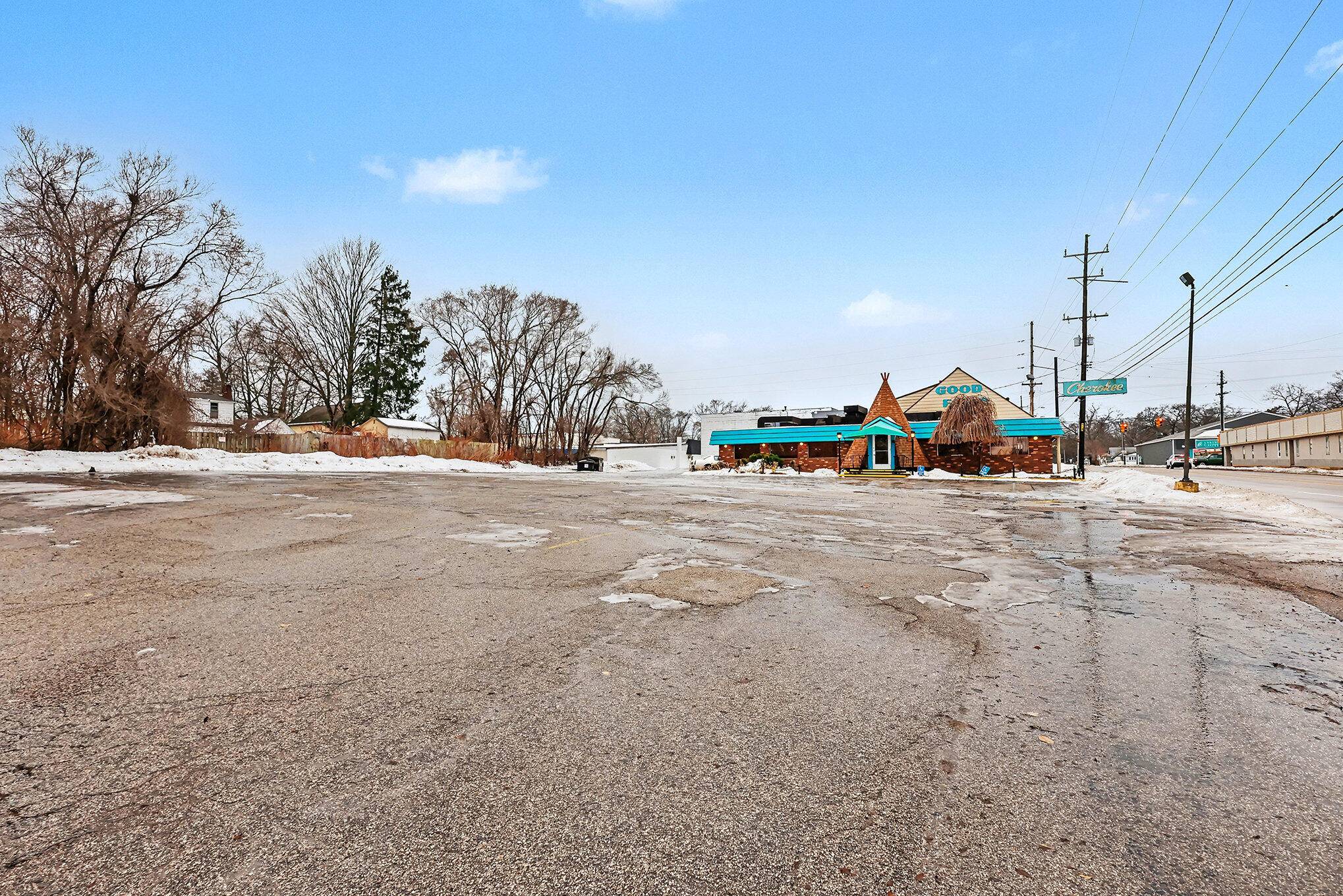 Norton Shores, MI 49441,1971 W Sherman BLVD