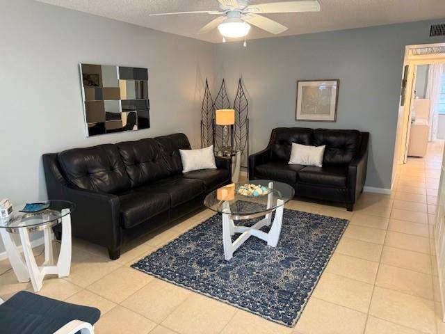 Deerfield Beach, FL 33442,8 Tilford A #8