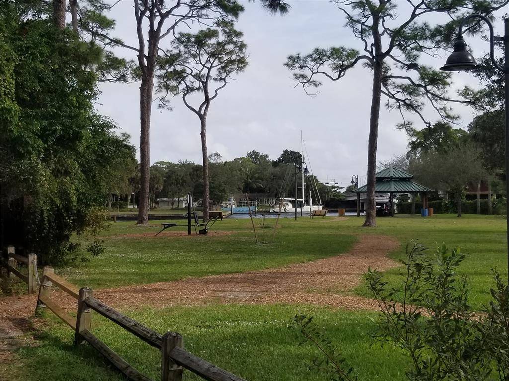 Fort Lauderdale, FL 33312,1005 SW 15th Ave #4