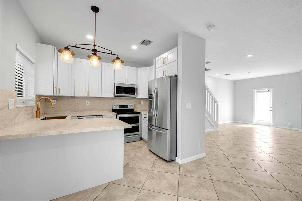 Tamarac, FL 33321,8464 Lagos De Campo Blvd