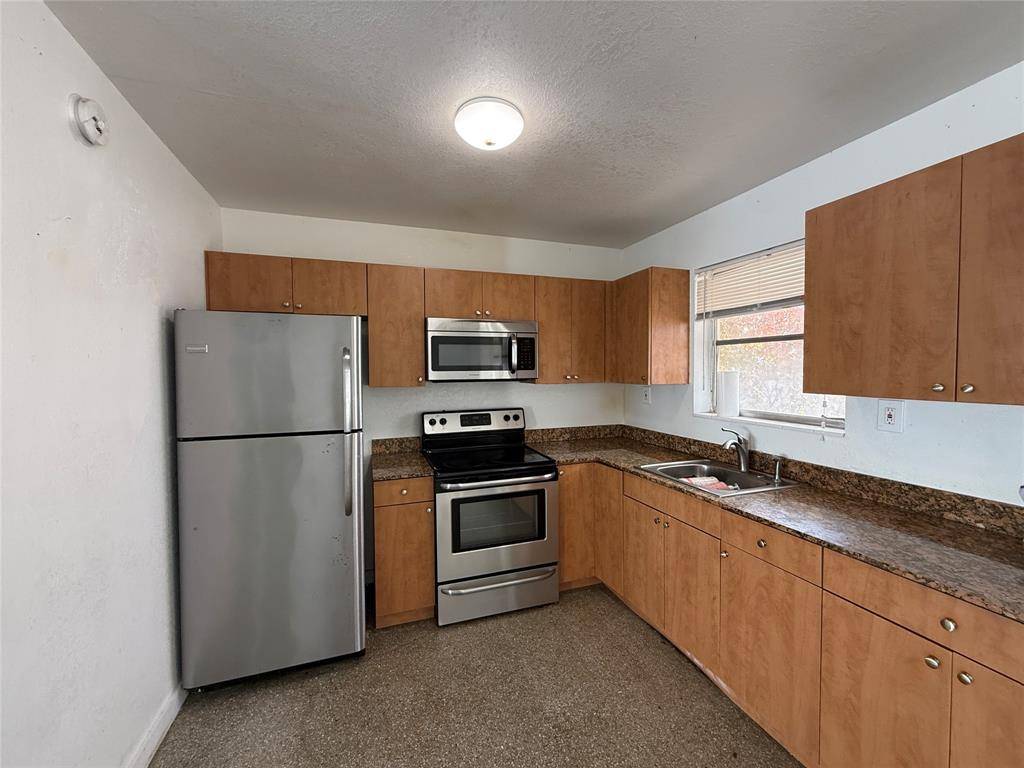 Fort Lauderdale, FL 33316,1441 Miami Rd #1