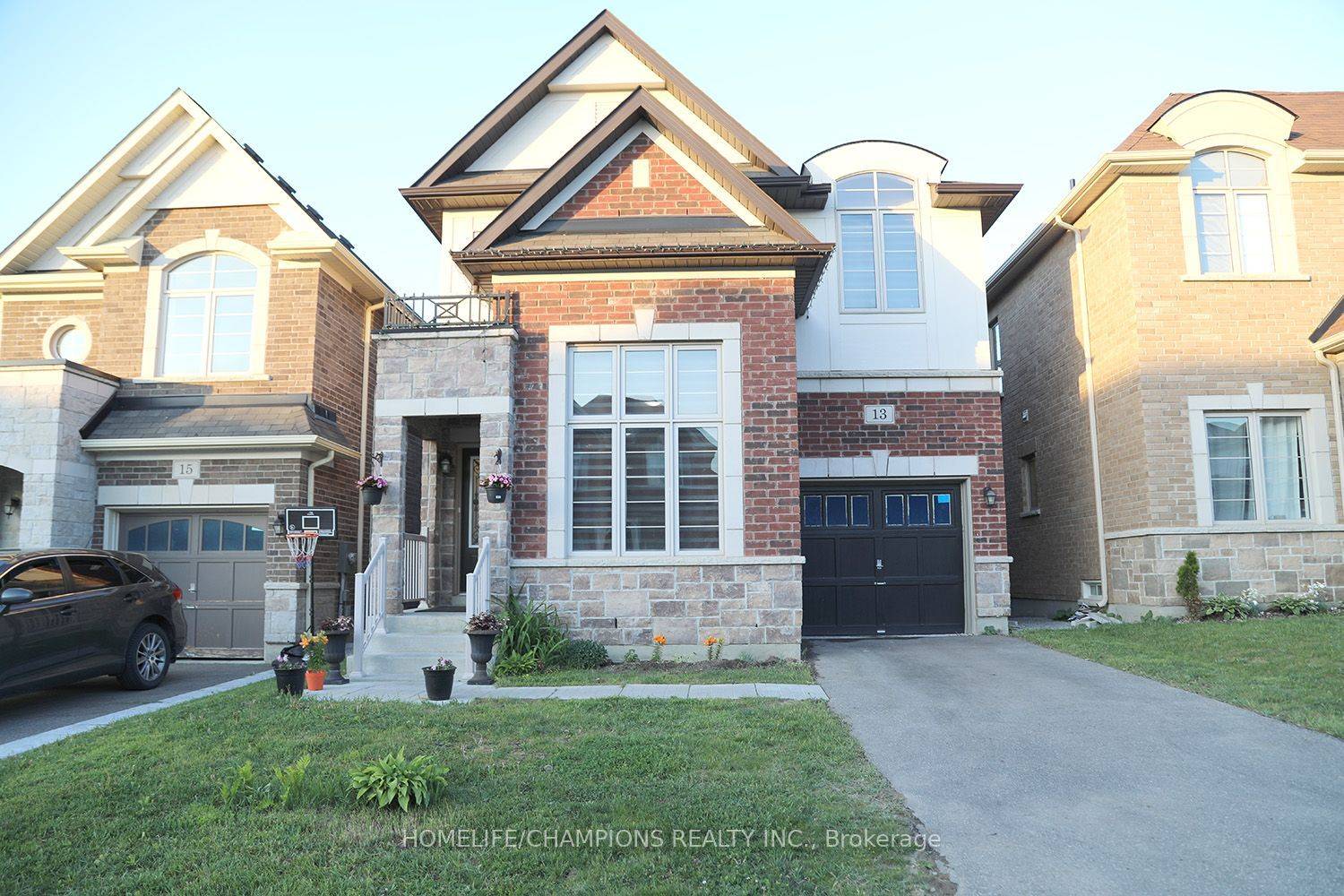 East Gwillimbury, ON L9N 0P4,13 John Moore RD