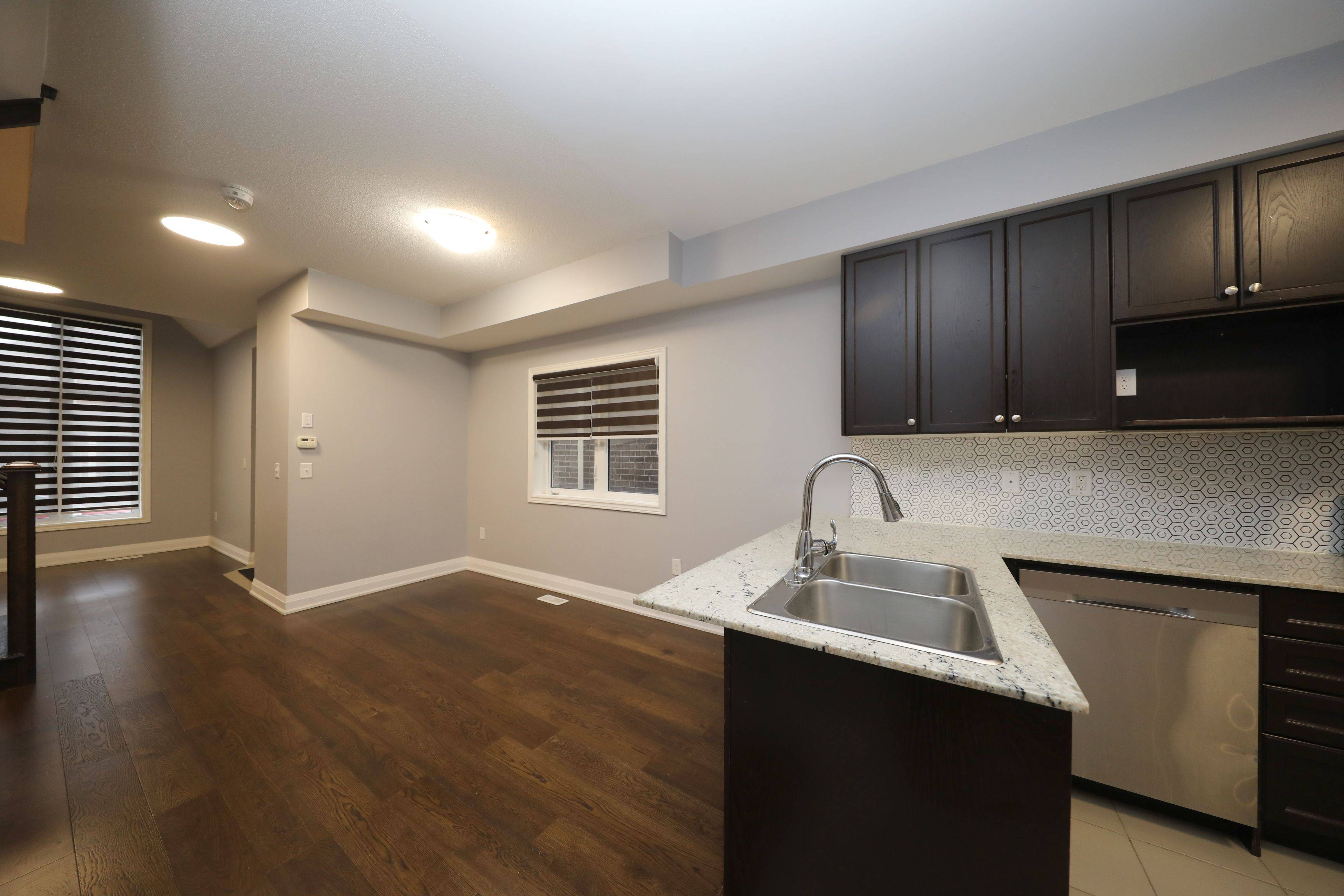 East Gwillimbury, ON L9N 0P4,13 John Moore RD