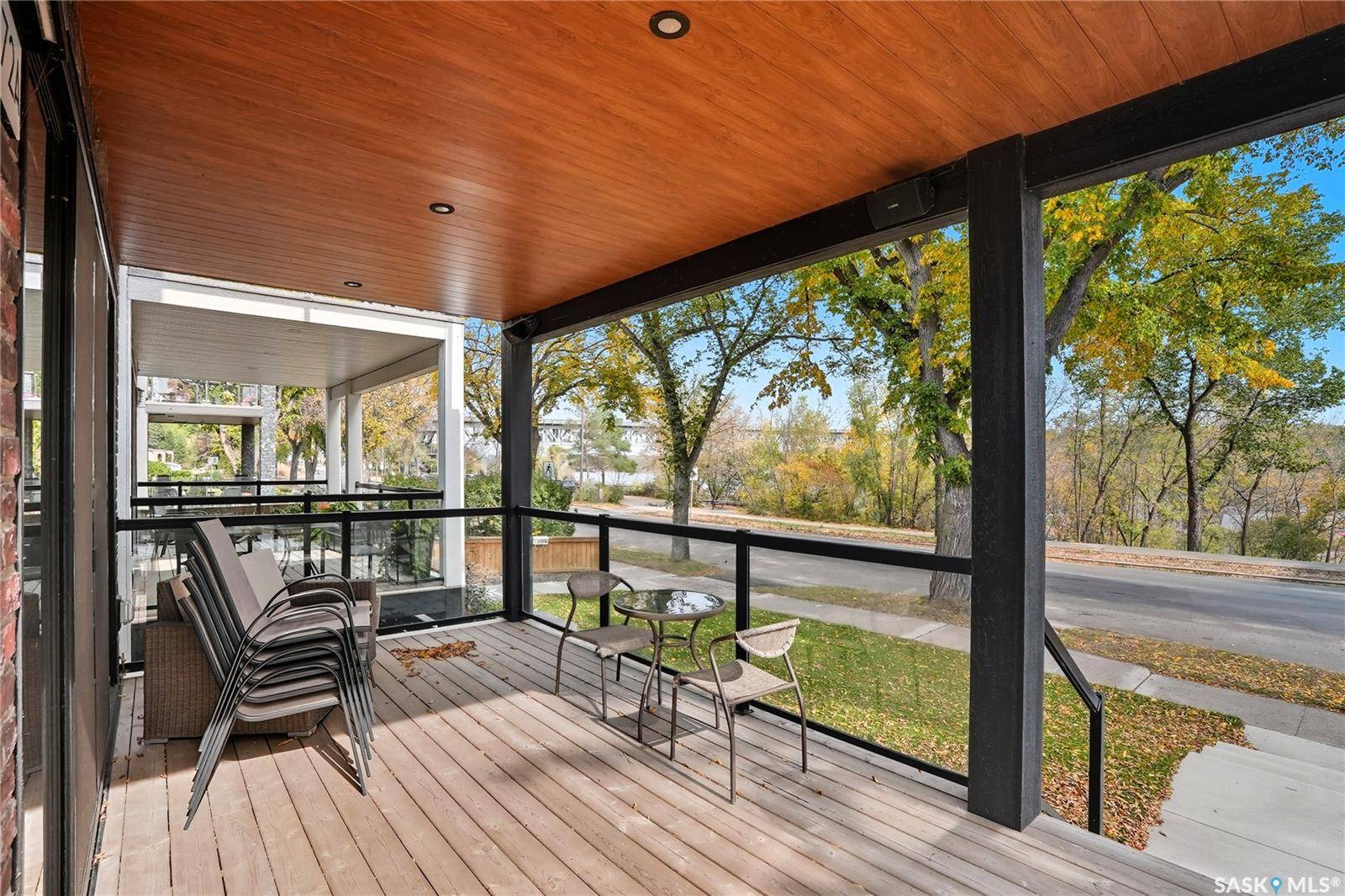 Saskatoon, SK S7K 3H8,1172A Spadina CRESCENT E