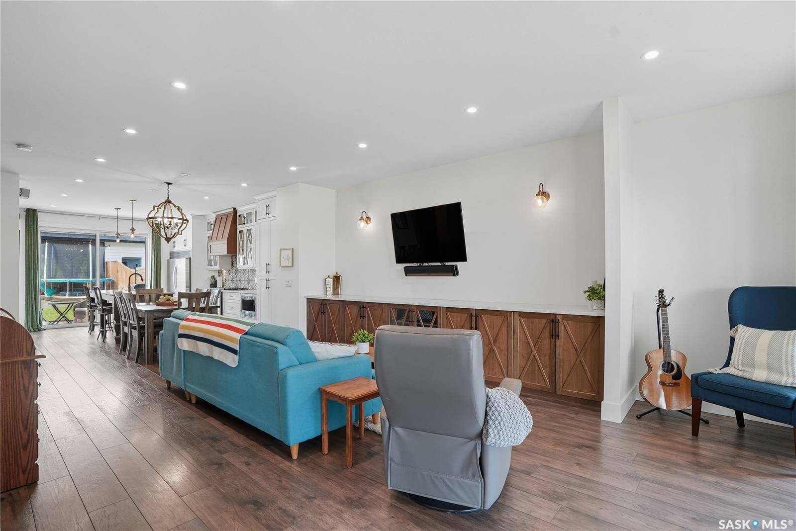 Saskatoon, SK S7K 3H8,1172A Spadina CRESCENT E