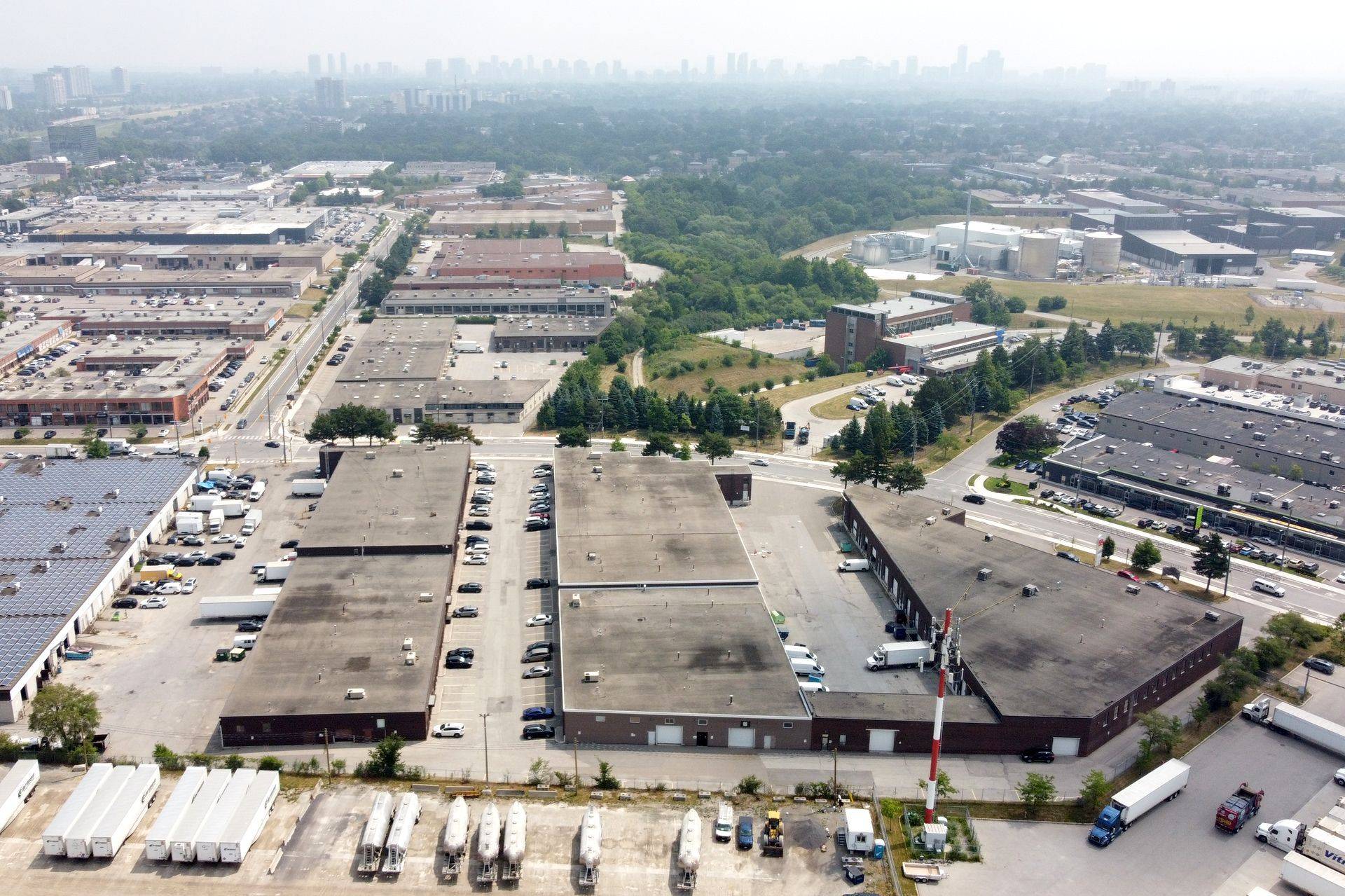 Toronto W05, ON M3J 2B9,4480 Chesswood DR #12