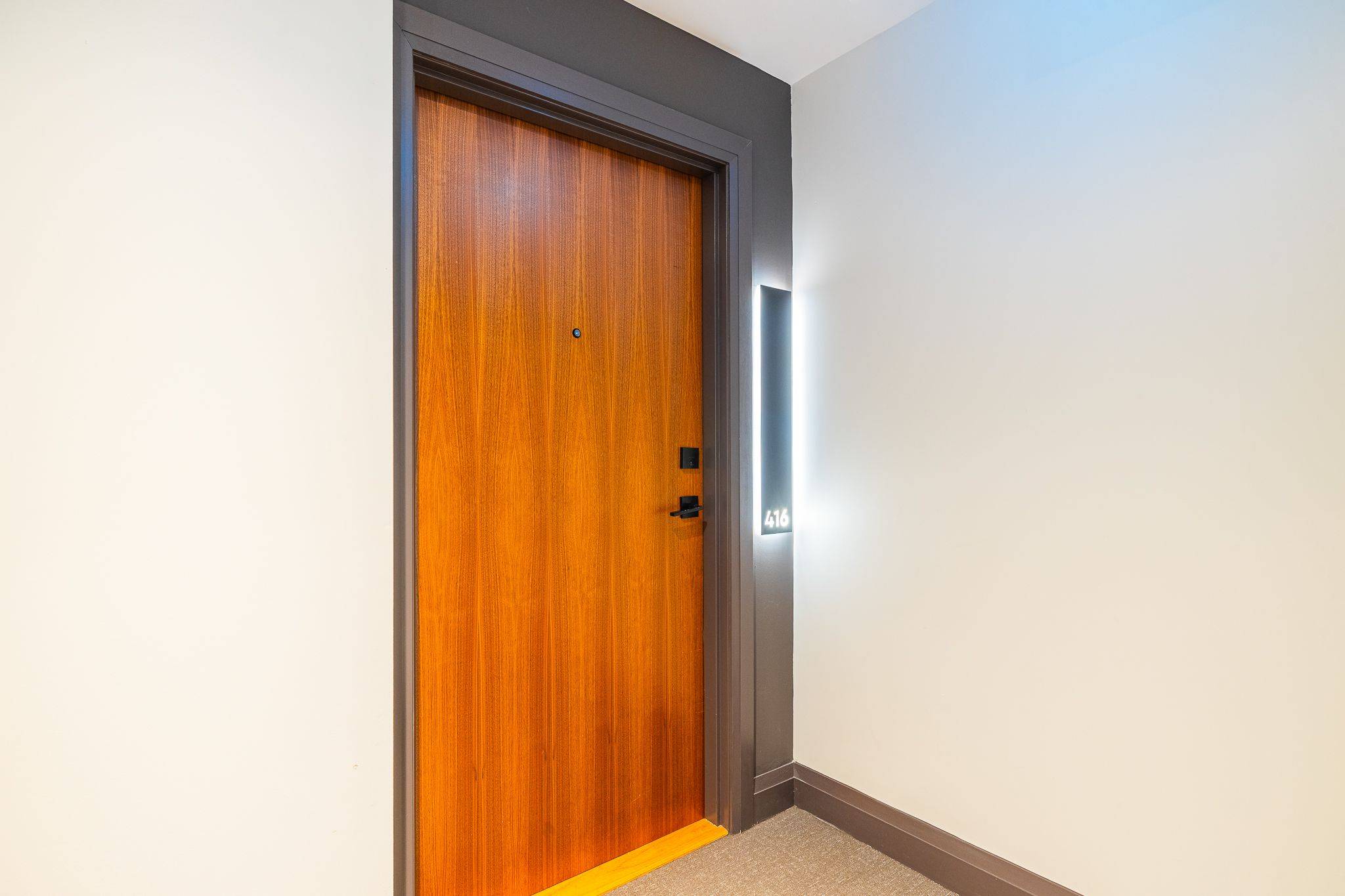 Hamilton, ON L8G 0A3,121 Highway 8 N/A #416