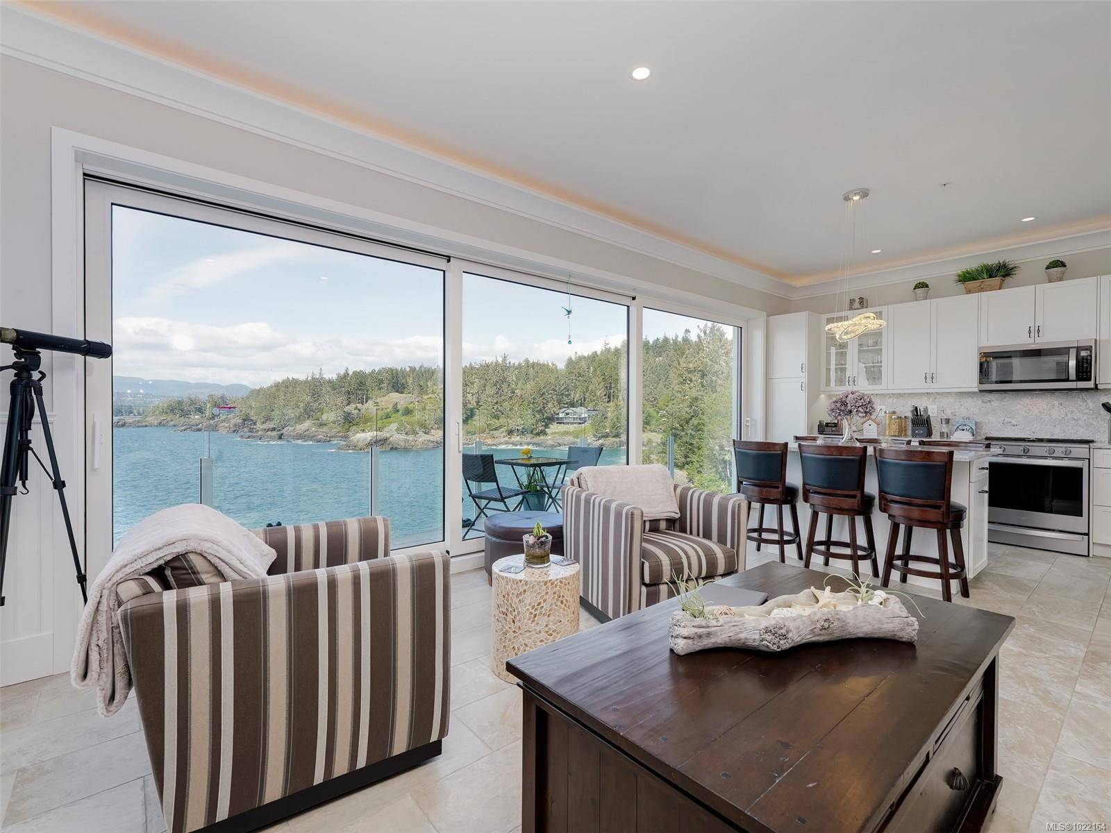 Sooke, BC V9Z 1N8,1000 SookePoint Pl #8B