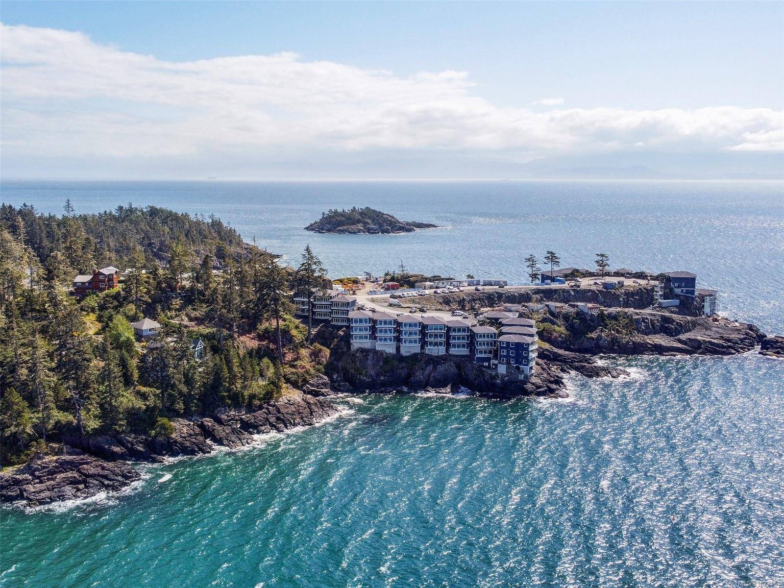 Sooke, BC V9Z 1N8,1000 SookePoint Pl #8B