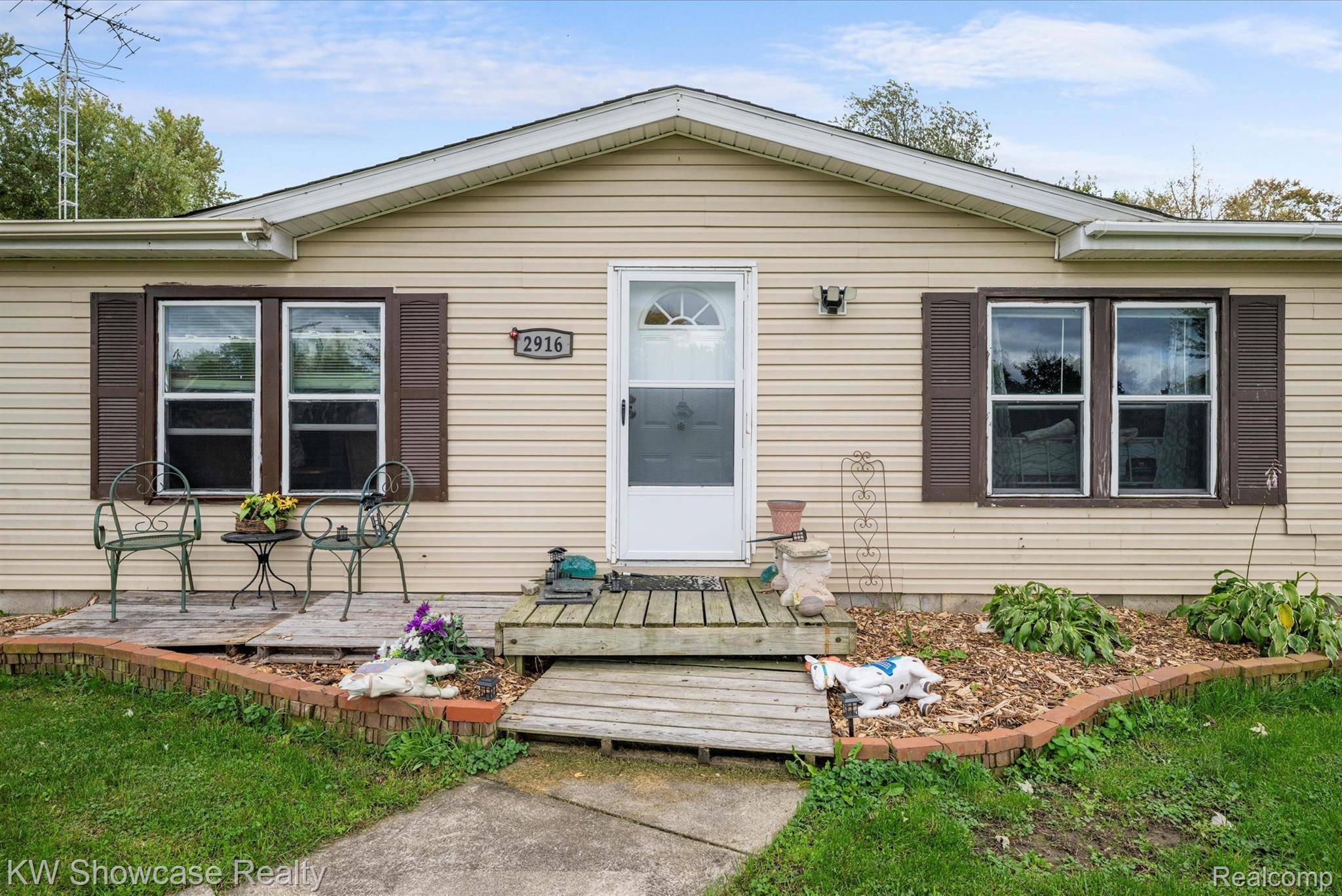 Monroe, MI 48162,2916 Navarre BLVD