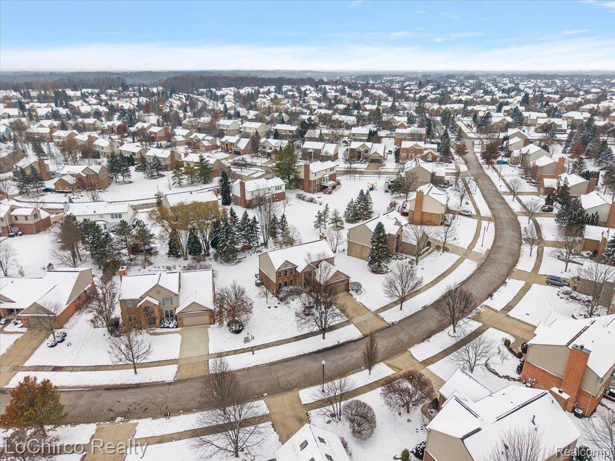 Rochester, MI 48307,1908 Beaver Creek DR