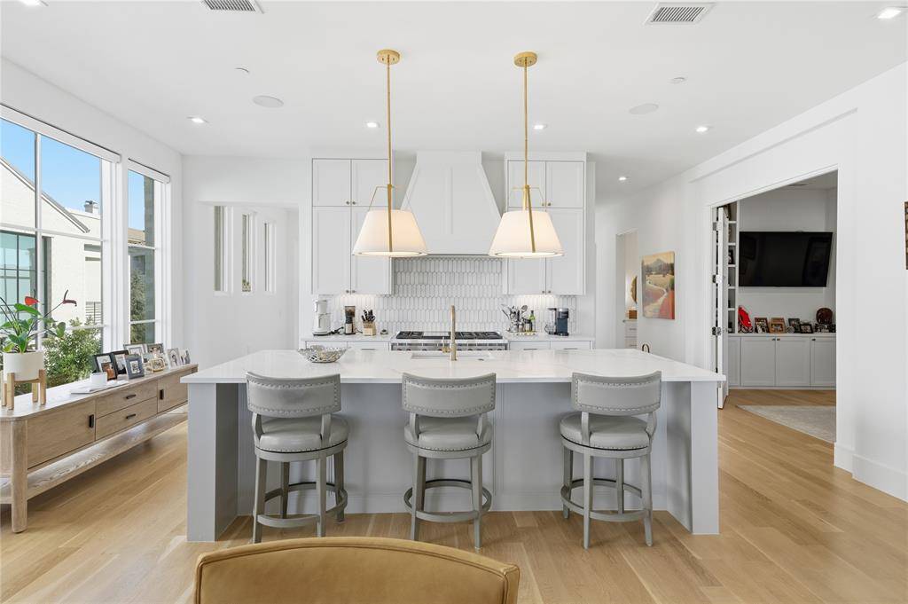 Irving, TX 75038,300 O Connor Ridge Boulevard #24