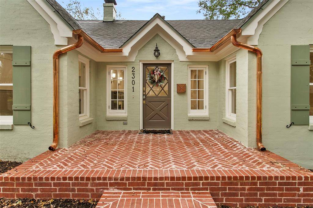 Fort Worth, TX 76110,2301 Stanley Avenue