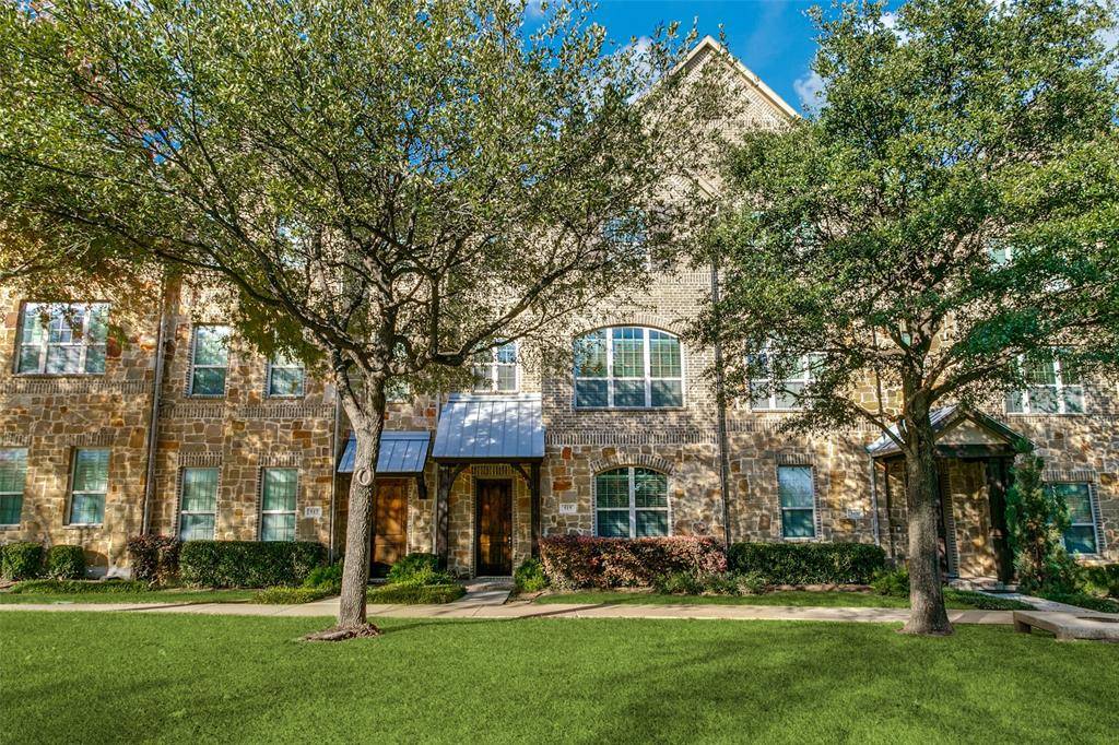 Irving, TX 75039,515 W Royal Lane