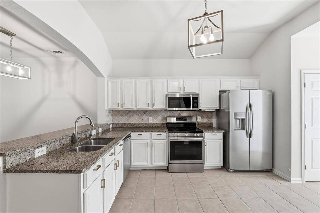 Mckinney, TX 75072,575 S Virginia Hills Drive #403