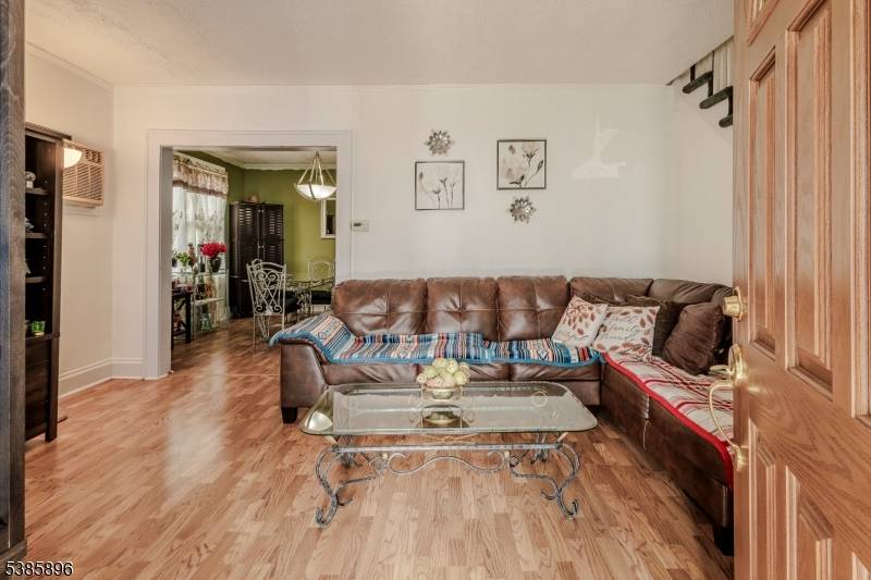 Rahway City, NJ 07065,2184 Evans St #1