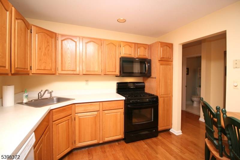 Mount Arlington Boro, NJ 07856,37 Maple Ln