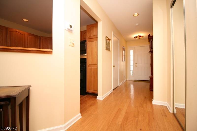 Mount Arlington Boro, NJ 07856,37 Maple Ln