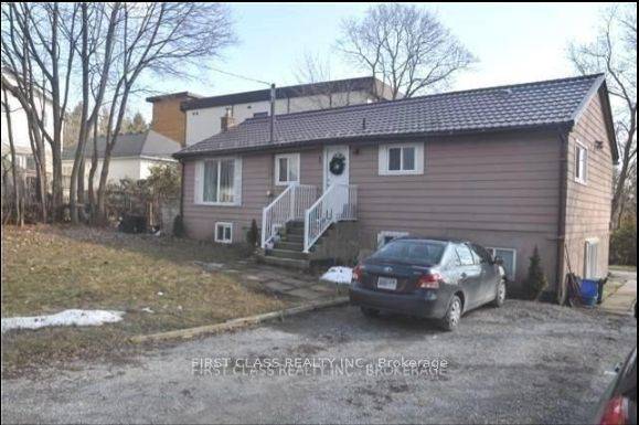 Richmond Hill, ON L4E 3C8,1 Lakeside Cres AVE #Unit A