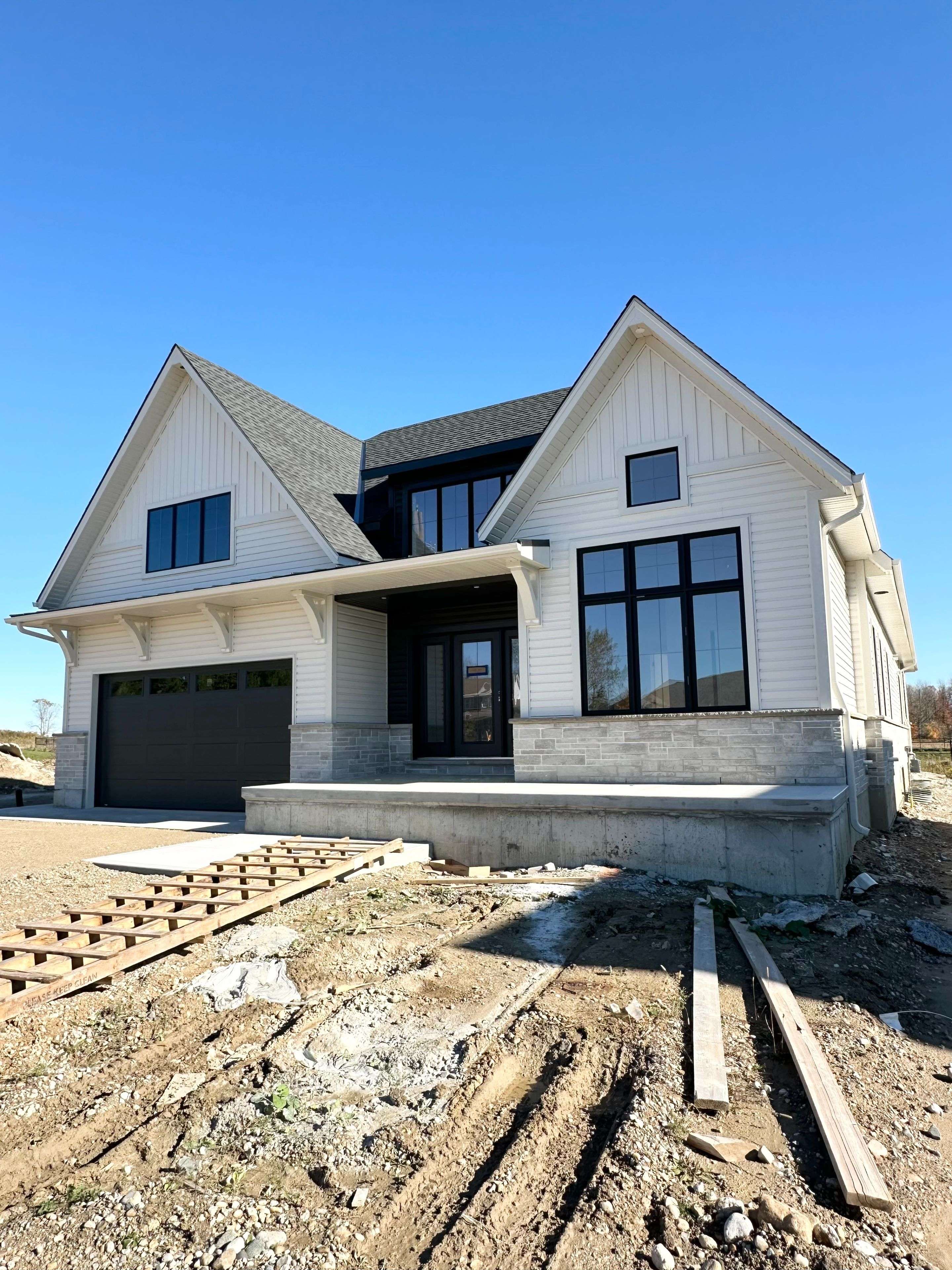 North Perth, ON N4W 3S2,1036 WALTON AVE N