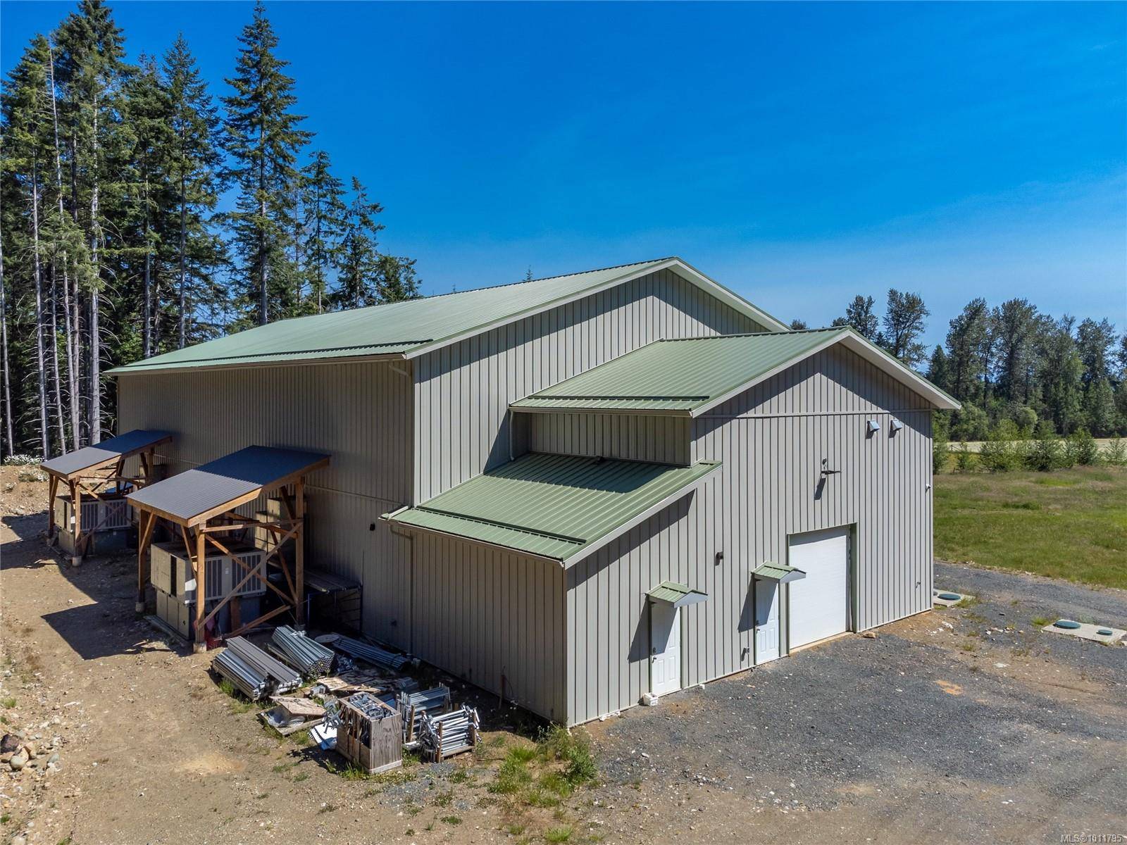 Black Creek, BC V9N 1H3,8598 Island Hwy N
