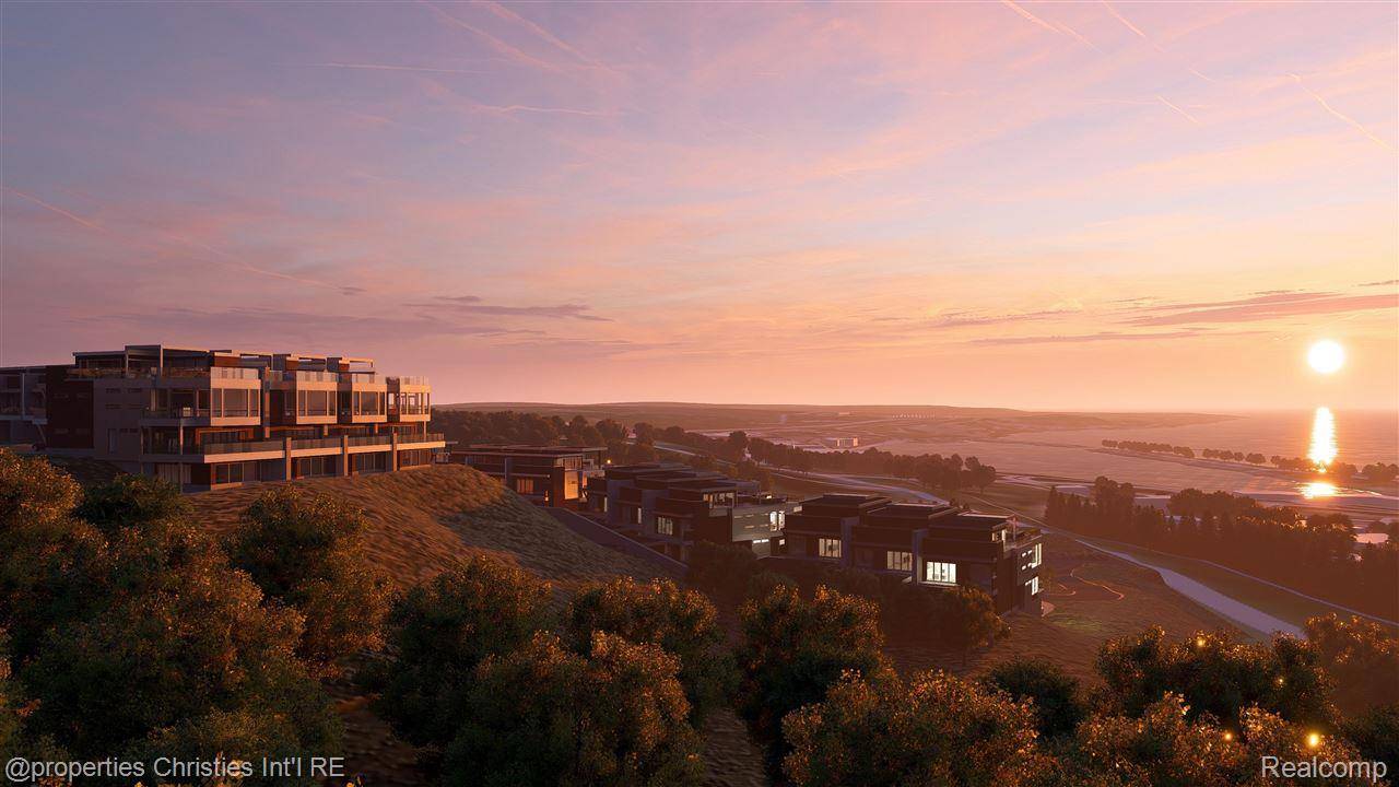 Petoskey, MI 49770,3575 Charlevoix AVE #19