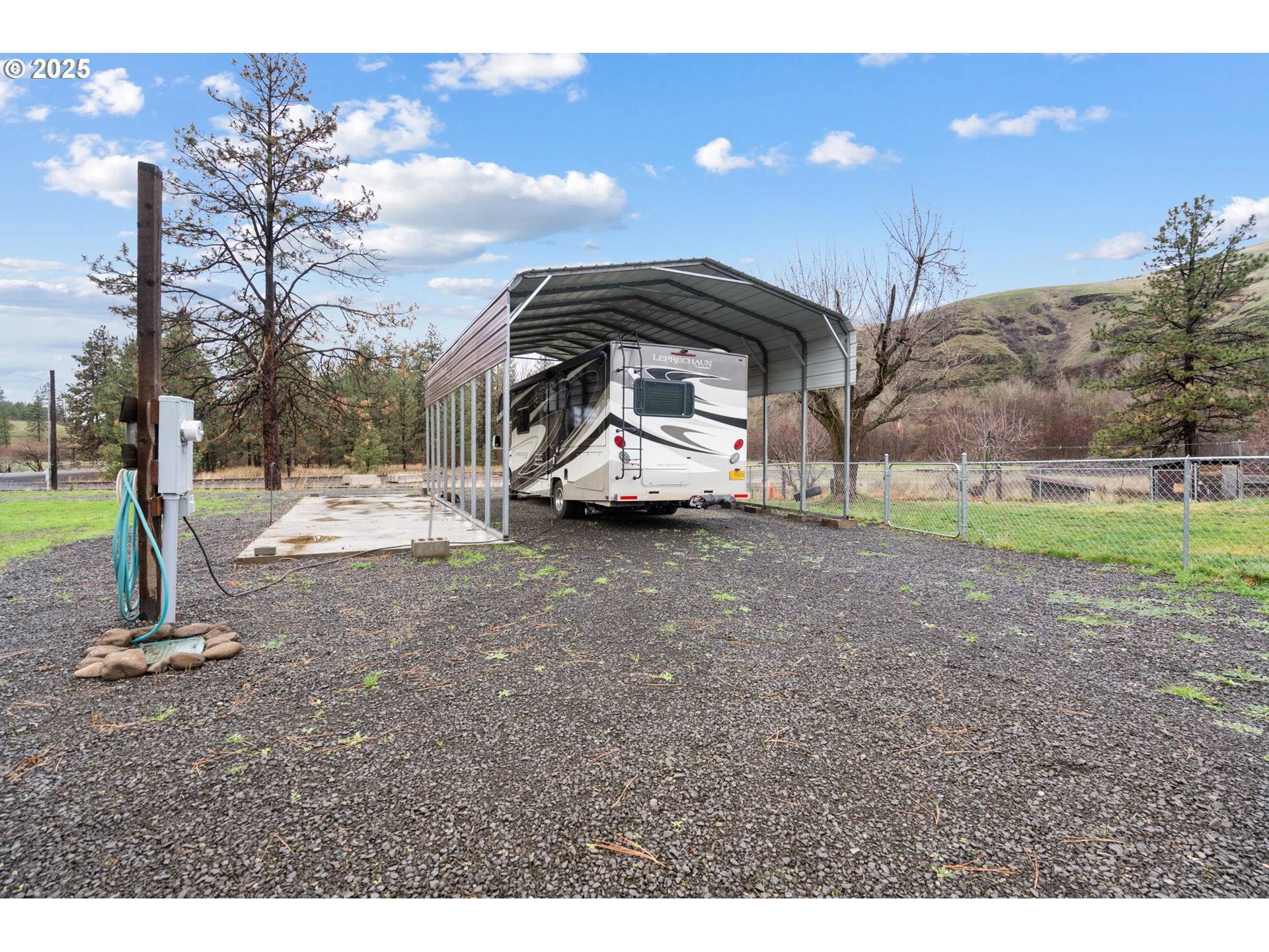 Adams, OR 97810,55225 BINGHAM RD