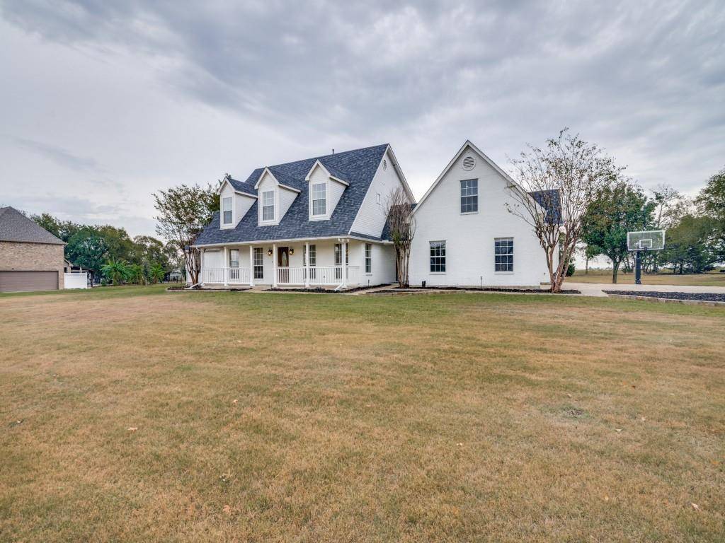 Rockwall, TX 75032,732 Equestrian Drive