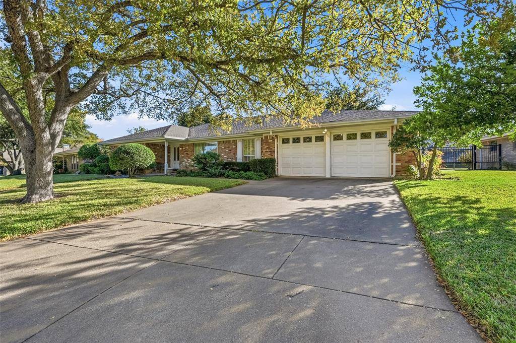 Arlington, TX 76012,904 Shelley Drive