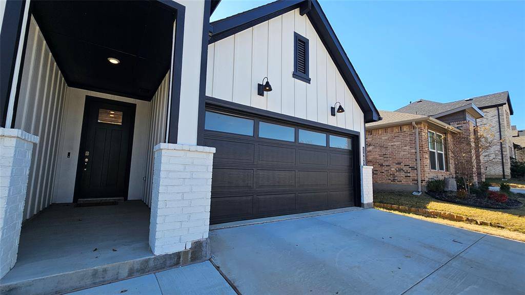 Denton, TX 76205,1405 Razorbill Road