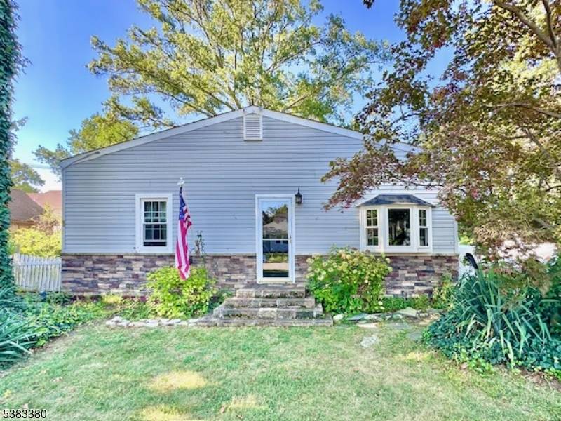 Helmetta Boro, NJ 08828,7 Avenue B