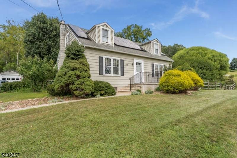 Holland Twp., NJ 08848,98 Church Rd