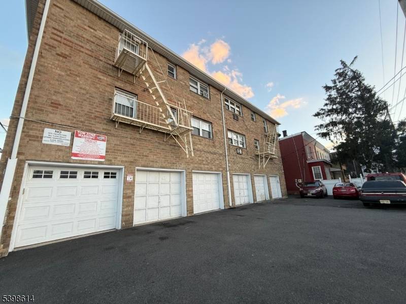 North Bergen Twp., NJ 07047,1717 53Rd St #13