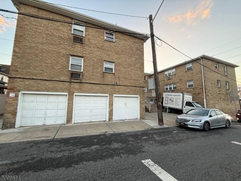 North Bergen Twp., NJ 07047,1717 53Rd St #13